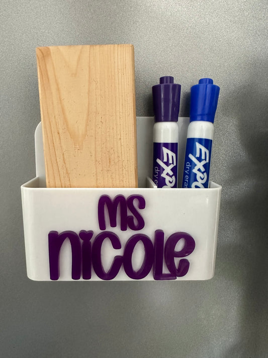 Magnetic storage caddy for white board